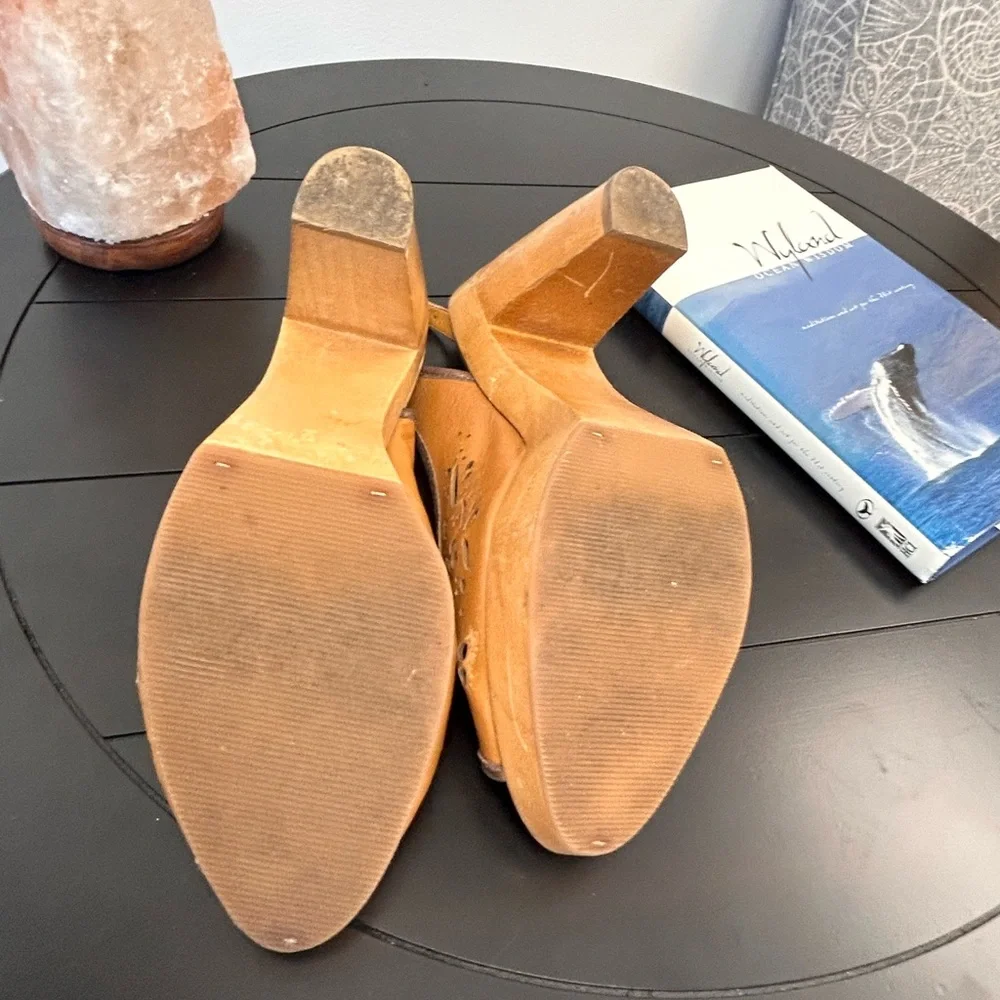 Sam Edelman brown laser cut wooden platform sandal heels Size 9 - Picture 6 of 7